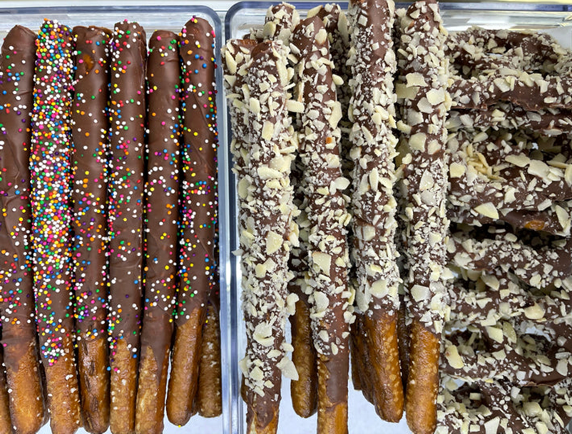 Chocolate Covered Pretzel Rods
