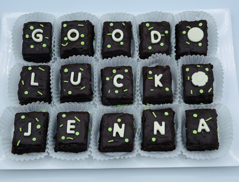 Brownie Box - New Adventure (15 Pieces)